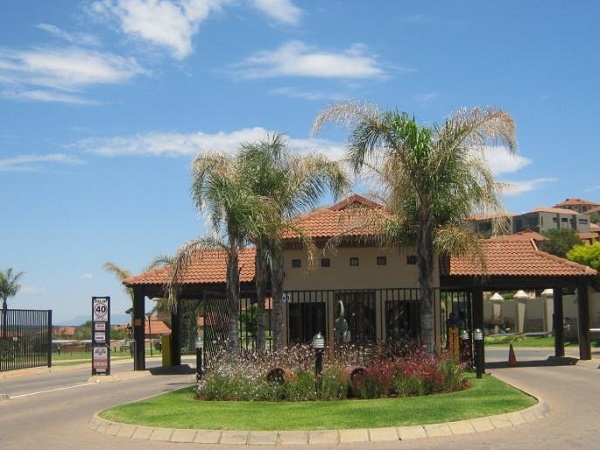 Birdwood Estate grounds